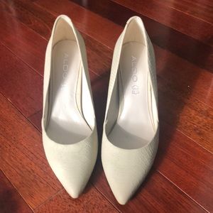 Aldo, genuine leather, size 8.5, 4” heel